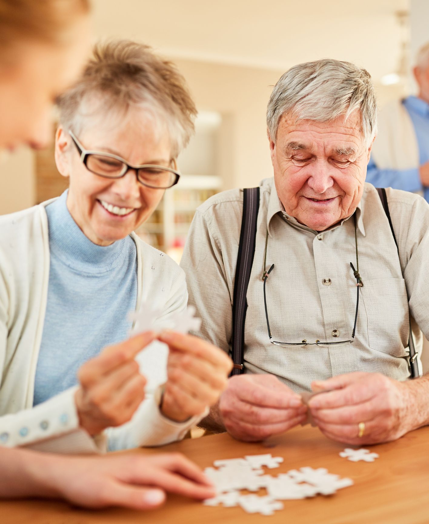 Safe and enjoyable activities for Alzheimer’s patients at home